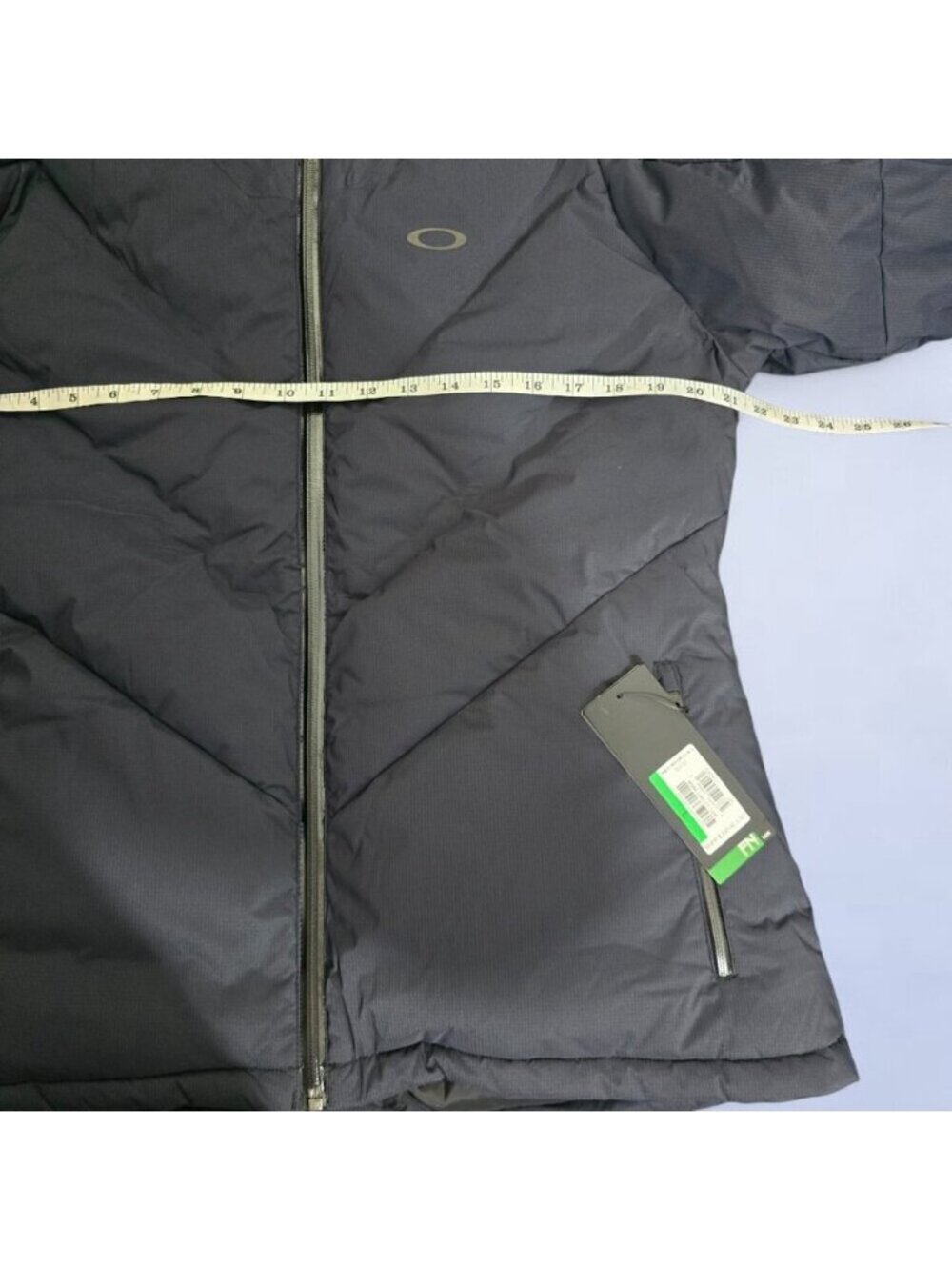 Oakley Snow Down 2L Black Down Women's Jacket - Size Large - Picture 6 of 10